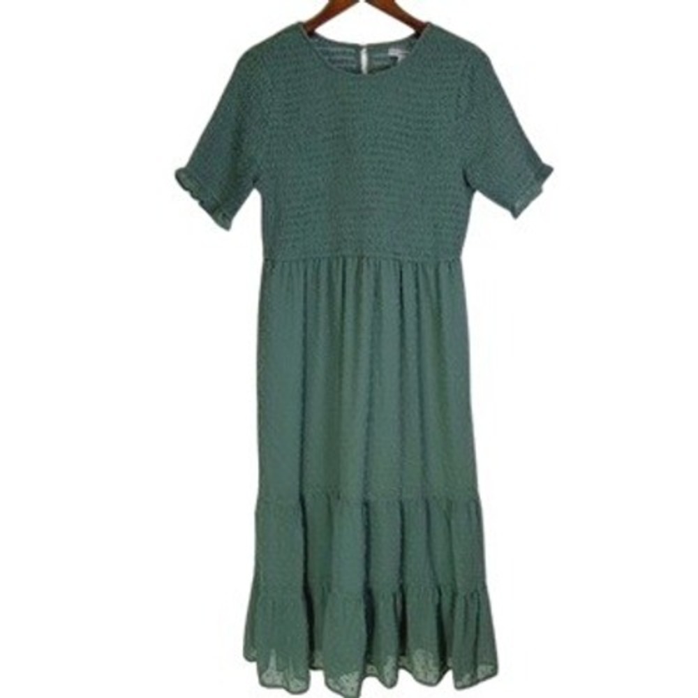 FEHRNVI Woman's Midi Dress Size L Sage Green Swiss Dot Smocked‎ Tiered Ruffle